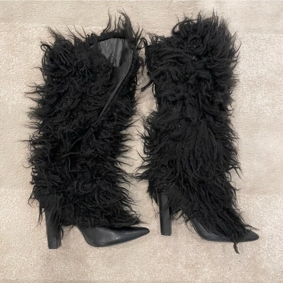 Women's Faux Fur Heeled Boots Size 11 In Black - Picture 1 of 3